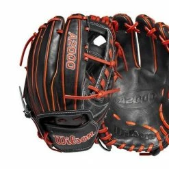 Wilson A2000 1716 11.5" Baseball Glove-RHT Gloves And Accessories