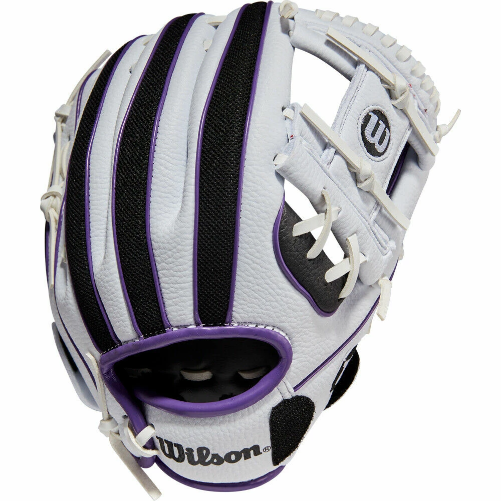 Silverstar-Sports Inc Wilson A200 10" Youth Baseball Glove- RHT Gloves And Accessories